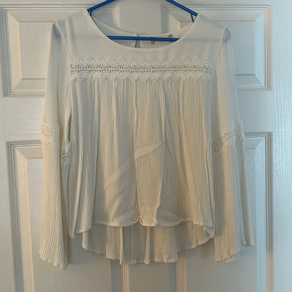 Altard state white long sleeve flowy top with eyelet/ Lacey detail